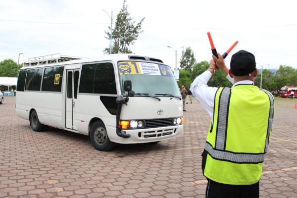 9ceab83b f7f0 4c39 8292 f7cb01489770