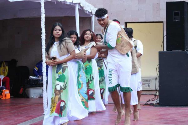 e4385ae9 5b1e 4d63 82ff 1a0e19447f49