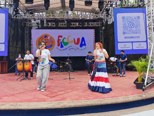 Ensamble