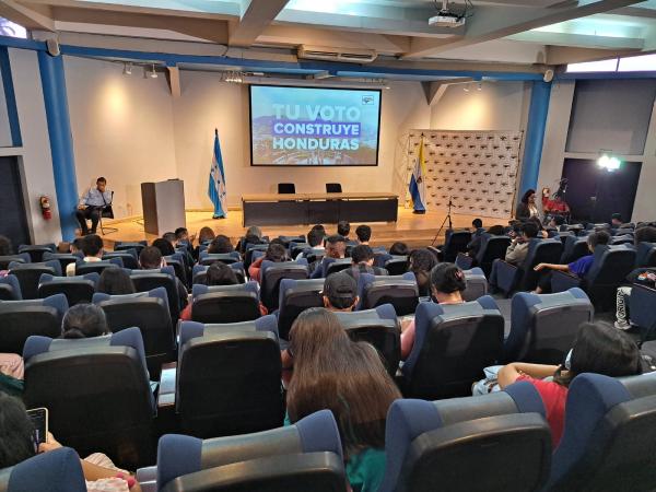 WhatsApp Image 2025 10 27 at 17.14.24