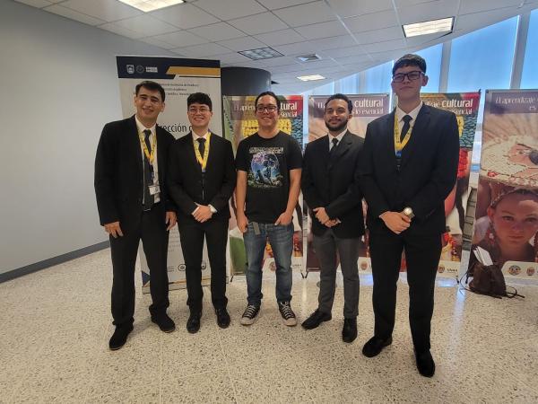 cd0a32e6 087b 487e bf83 b1db49aae8c5