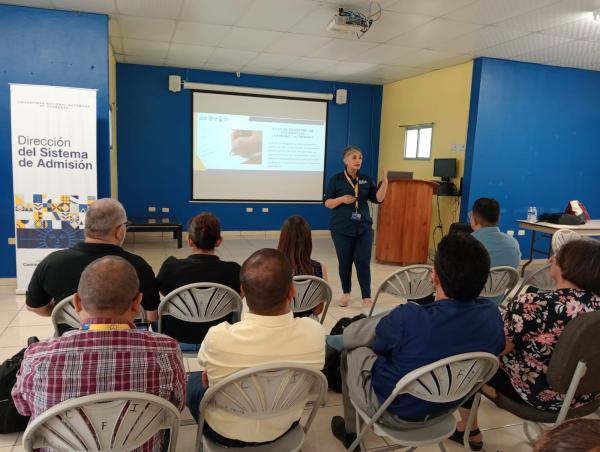 Capacitacion organizadores y supervisores en campus Comayagua