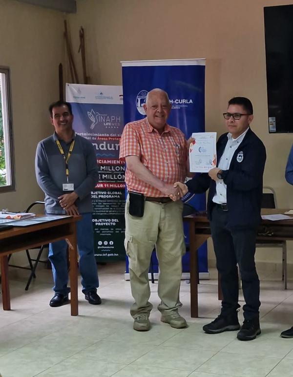 WhatsApp Image 2025 11 04 at 17.07.43