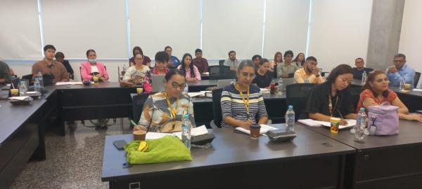 Taller de construccion de ITEMS estandarizados.jpg9