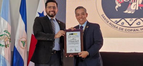 Imagen de WhatsApp 2025 10 20 a las 23.44.42 94de4709