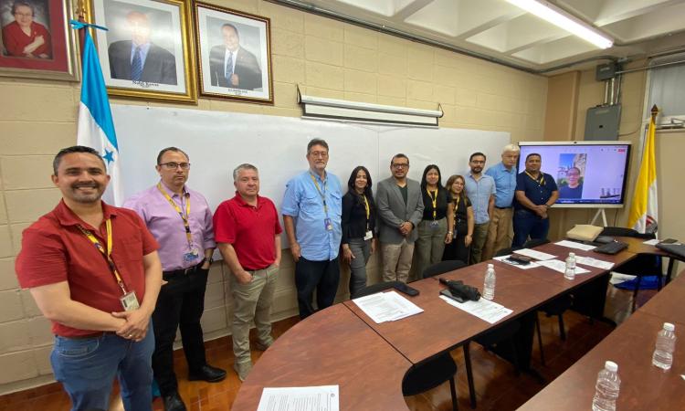 Juramentación de los Nuevos Miembros del Consejo Local de Carrera Docente