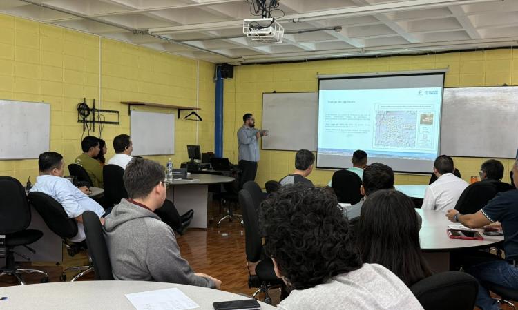 Fortaleciendo capacidades en sismología desde la Facultad de Ciencias - UNAH