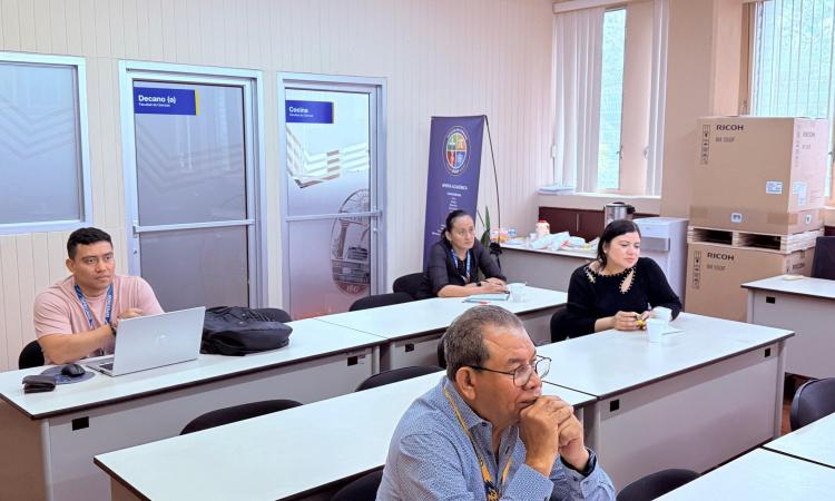 Reunión del Comité de Auditoría de INPREUNAH en la Facultad de Ciencias