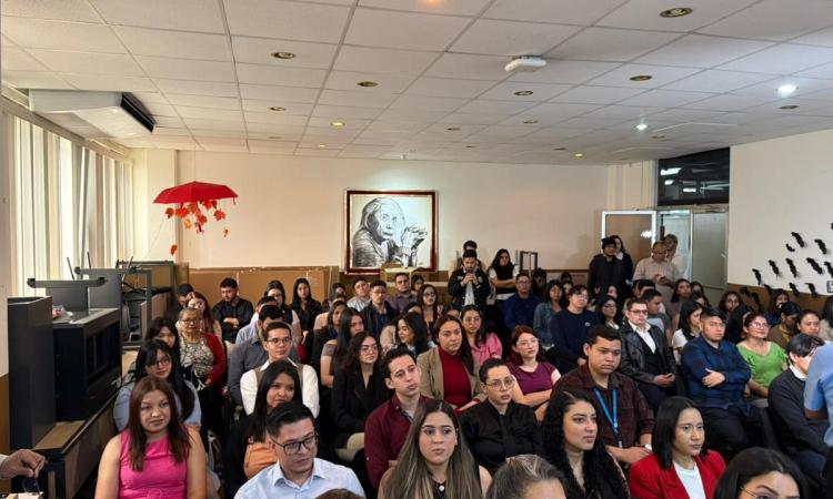 Entrega de Cartas de Egresado en la Facultad de Ciencias – UNAH