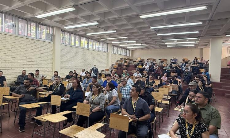 Capacitación para el uso de pantallas inteligentes