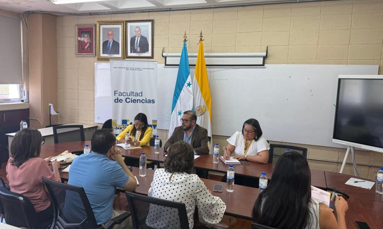 La Facultad de Ciencias impulsa cooperación internacional para fortalecer servicios clínicos