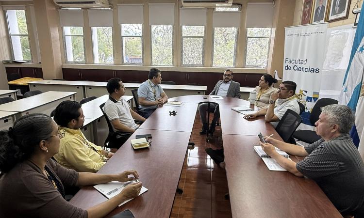 Reunión de trabajo sobre proyecto de control del Aedes aegypti