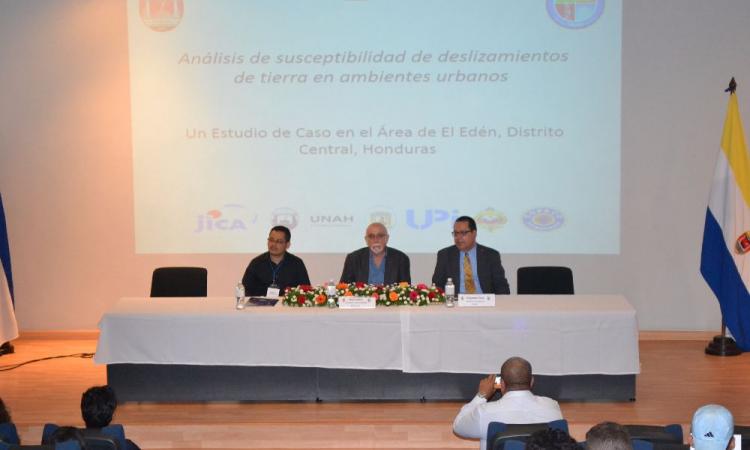 Participación del Instituto Hondureño de Ciencias de la Tierra - IHCIT, "1er Congreso de la Facultad de Ciencias 2016".