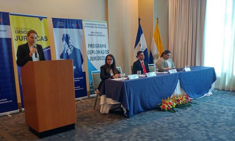 Inauguración de los Diplomados Universitarios en Derecho Constitucional y Derecho Electoral