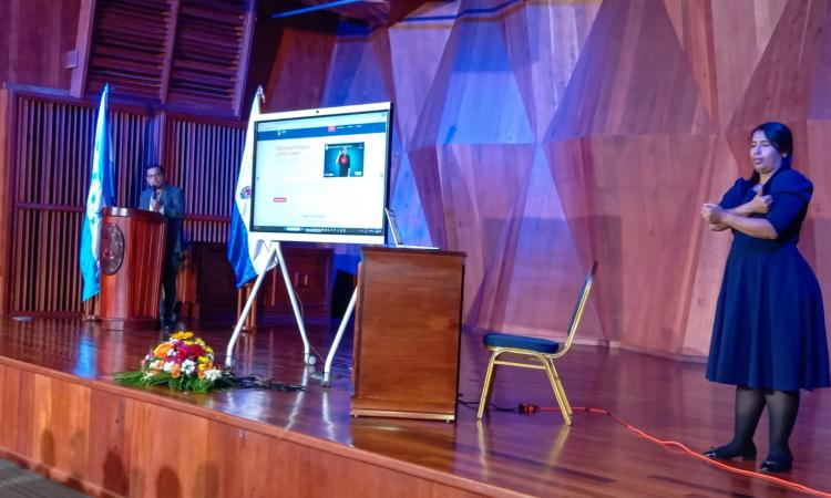 UNAH lanza Diccionario Digital