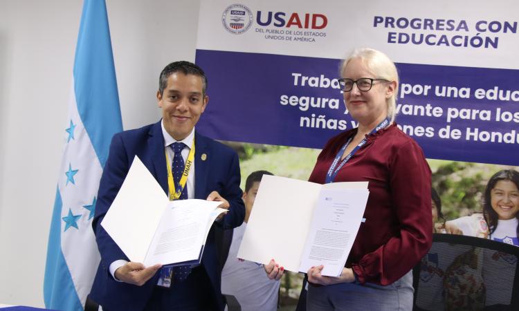 Fundaunah y USAID unen esfuerzos para prevenir la violencia en centros educativos