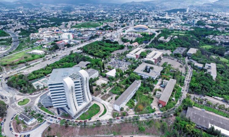  UNAH buscará financiamiento para construcción de hospital universitario de especialidades médicas 