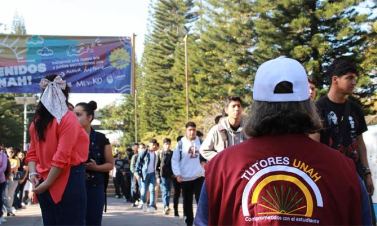 Tutorías UNAH: cerca de 3,000 aspirantes están inscritos en este segundo proceso 