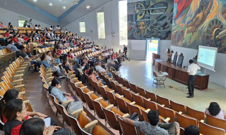 VRA realiza jornada de socialización de la PIES-UNAH con Educación a Distancia Tegucigalpa