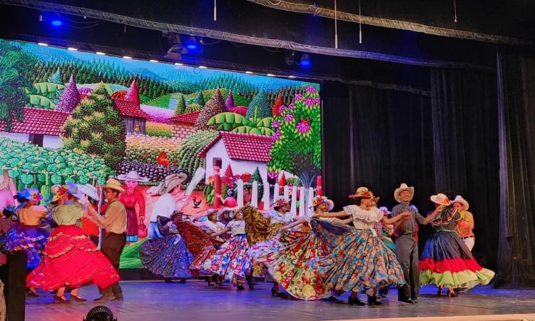 Facultad de Química y Farmacia celebra Jornada Cultural