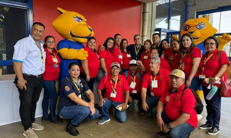 UNAH Campus Comayagua estuvo presente en la firma del Contrato Colectivo 