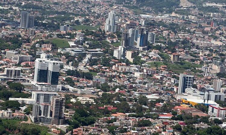 Avanza proyecto para mejorar la planificación urbana y la gestión de riesgos en el Distrito Central