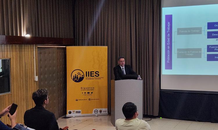 Presentan Curso de Alto Nivel: empleo productivo y trabajo decente en la UNAH