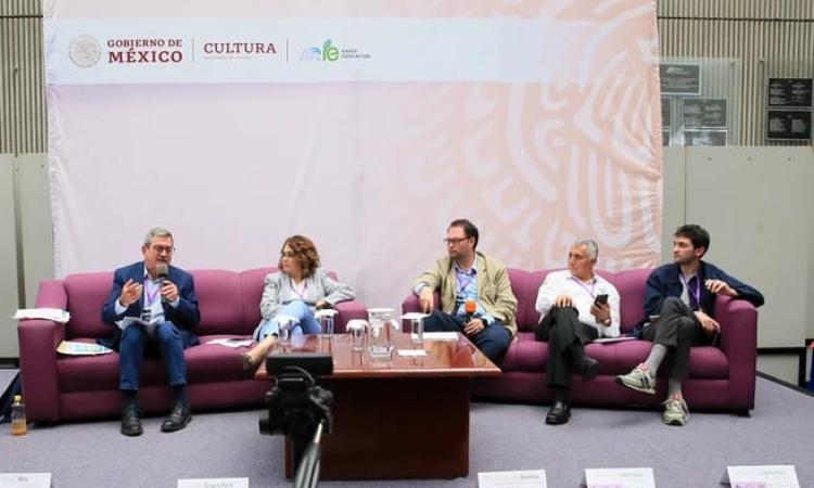 UNAH participa en Encuentro de Radios Universitarias en México