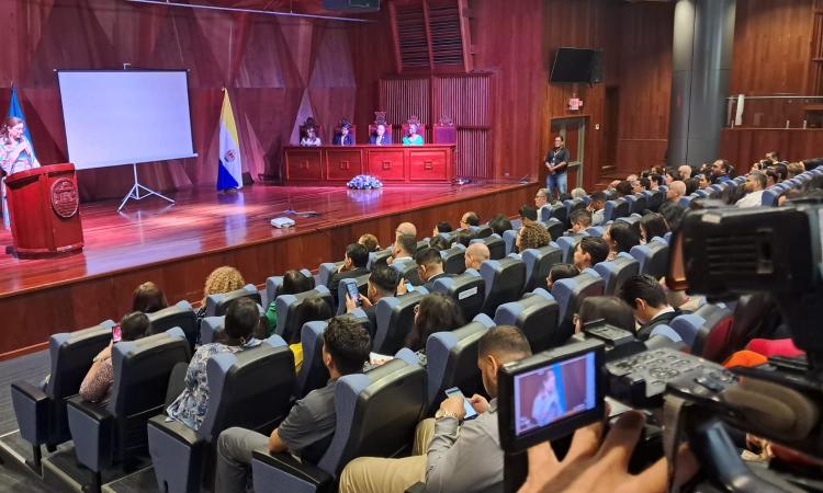 UNAH impulsa la innovación y la excelencia académica en medicina con exitosos congresos y lanzamiento de nuevas iniciativas