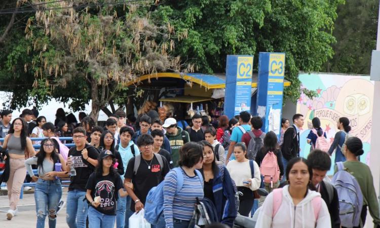 Inclusión: Alrededor de 4,500 estudiantes ingresan a la UNAH bajo matrícula excepcional