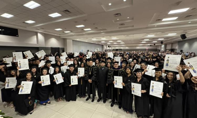 UNAH Campus Cortés entrega casi 600 profesionales a la sociedad hondureña