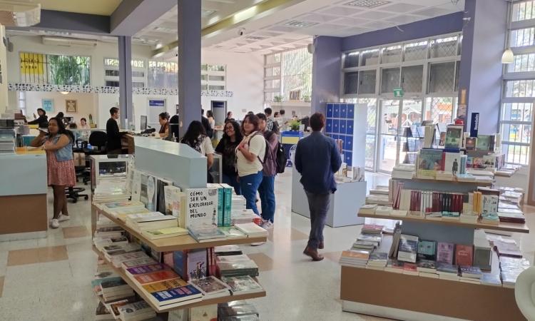 Crédito exclusivo para empleados de la UNAH en la Librería Universitaria 