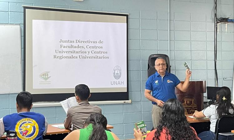 Comisionado Universitario impulsa proceso histórico en el Campus Choluteca con la conformación de su primera Junta Directiva 