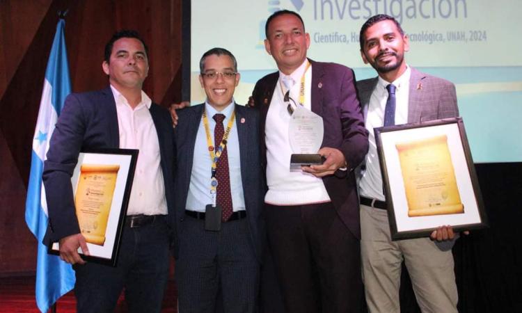 UNAH Campus El Paraíso destaca en Congreso de Investigación Científica con dos Premios a la Excelencia