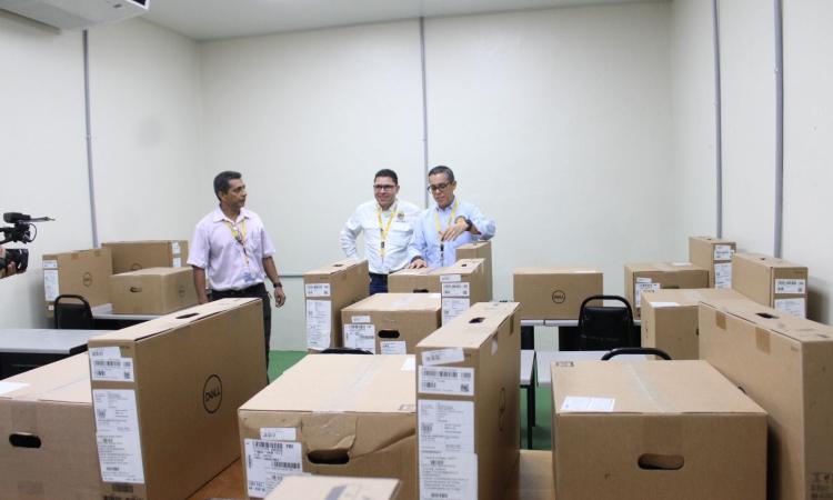 Infraestructura, mobiliario y equipo que supera los 25 millones invierte la UNAH en su campus de Atlántida 