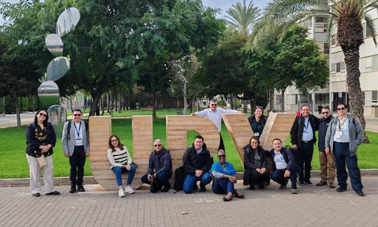 Autoridades de la UNAH comparten sus experiencias en el curso de alta gerencia que reciben en la Universidad Politécnica de Valencia