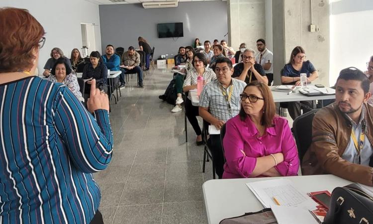 Vicerrectoría Académica imparte taller sobre gestión académica para jefaturas de departamentos y coordinadores