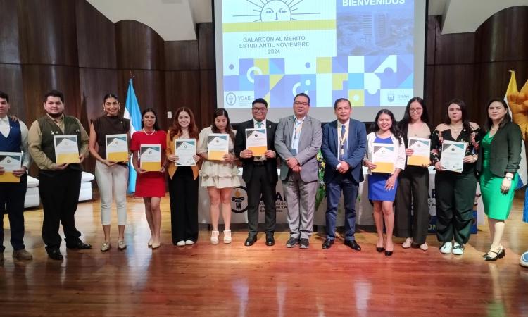 Cuarta Edición del Galardón al Mérito Estudiantil 2024: Reconociendo la excelencia académica en la UNAH