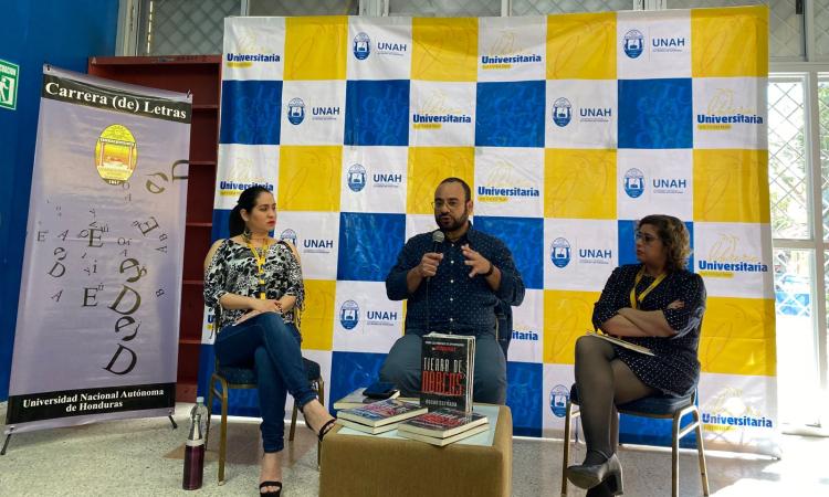 Carrera de Letras y la Librería Universitaria de la UNAH promueven conversatorios con destacados escritores hondureños