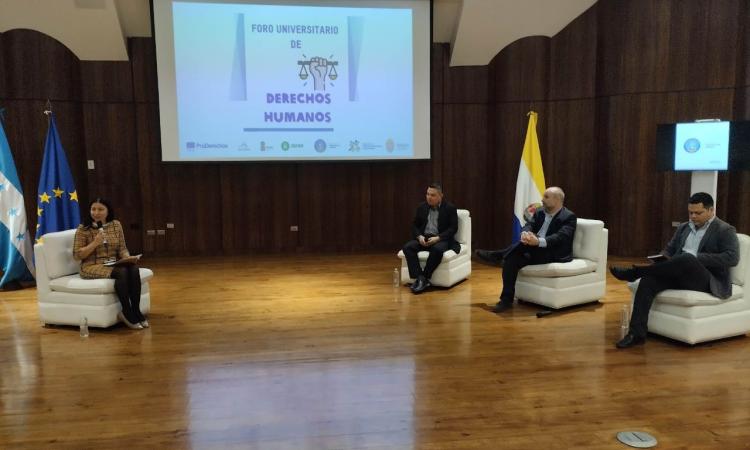 Expertos dialogan sobre los avances y desafíos en el combate a la corrupción en Honduras