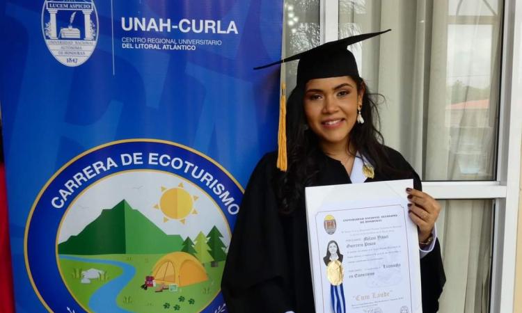 Egresada de Carrera de Ecoturismo de la UNAH cursa estudios de posgrados en Universidad Autónoma de Chiapas, México