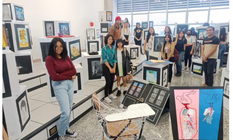 Estudiantes de la UNAH exponen sus obras de arte en Ciudad Universitaria 