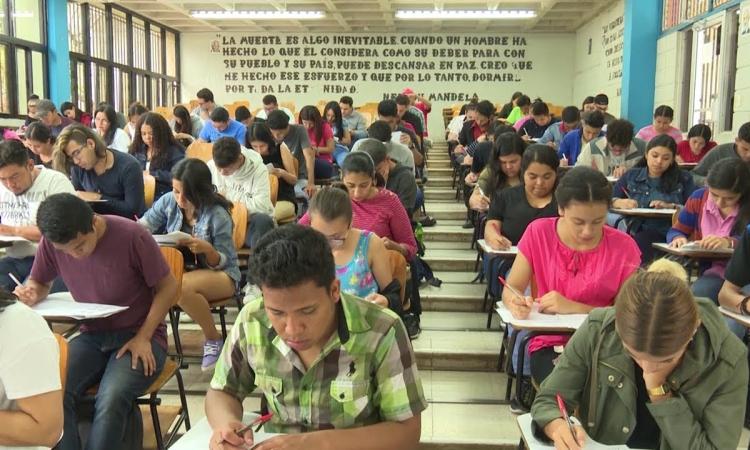 Más de 80 estudiantes realizaron prueba vocacional