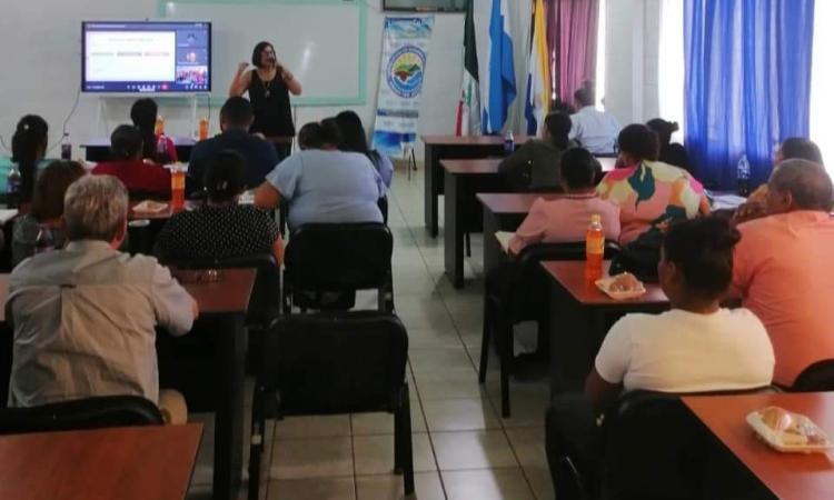 TEC Aguán recibe a investigadora del Colegio Mexicano de Sonora especialista en temas de migración infantil y educación 