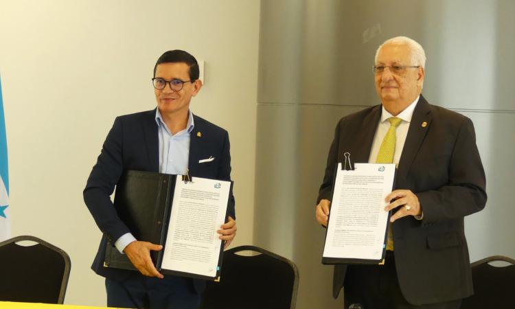 UNAH y Seguro Social firman convenio para el fortalecimiento de la Facultad de Ciencias Médicas
