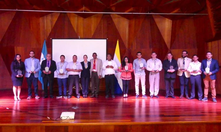 La UNAH abre convocatoria para participar en los Premios a la investigación 2023