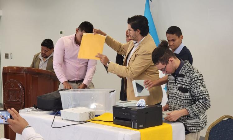 Elecciones garantizan participación estudiantil en la gobernanza de la UNAH