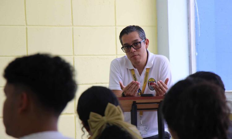 “Las circunstancias en la UNAH han cambiado, hoy se vive una nueva historia”, asegura el rector Odir Fernández