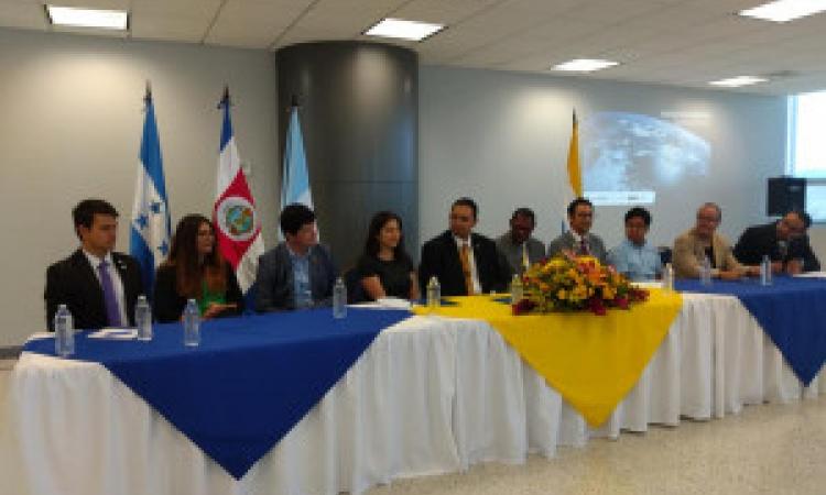 Seleccionarán a estudiantes de la UNAH para participar en el desarrollo del Satélite Morazán
