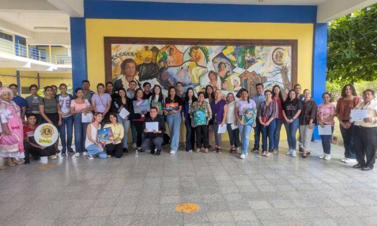 Fomento de saberes: Editorial Universitaria en acción en UNAH Campus El Paraíso